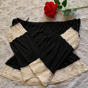 Black and Cream Off the Shoulder
